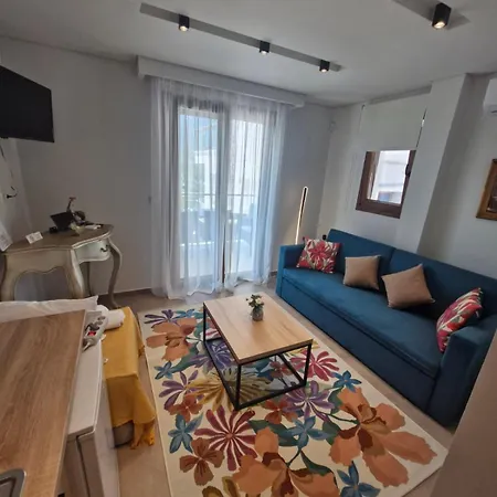 Smaragdos Thassos Boutique Chrisi Ammoudia