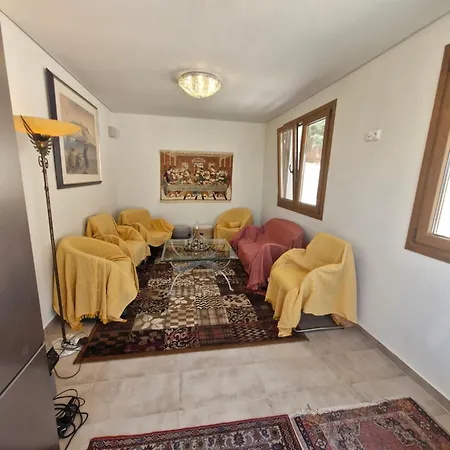 Smaragdos Thassos Boutique