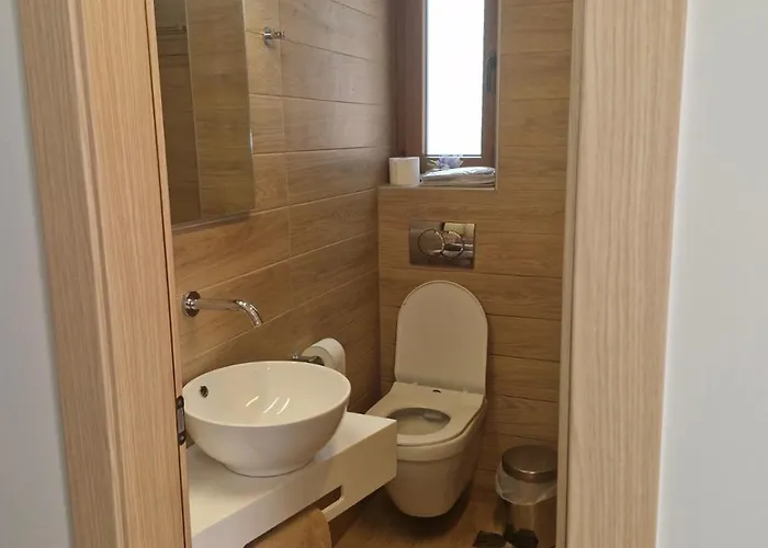 Smaragdos Thassos Boutique *