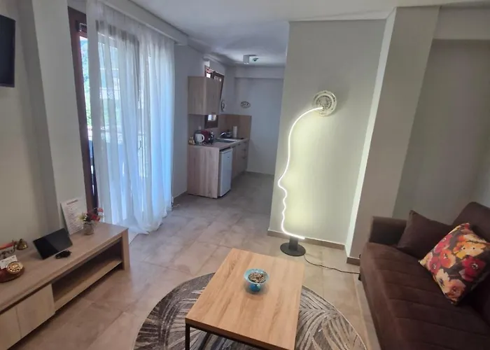 Smaragdos Thassos Boutique